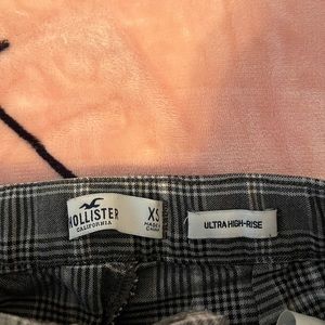 plaid hollister dress like pants , size xs ultra high rise